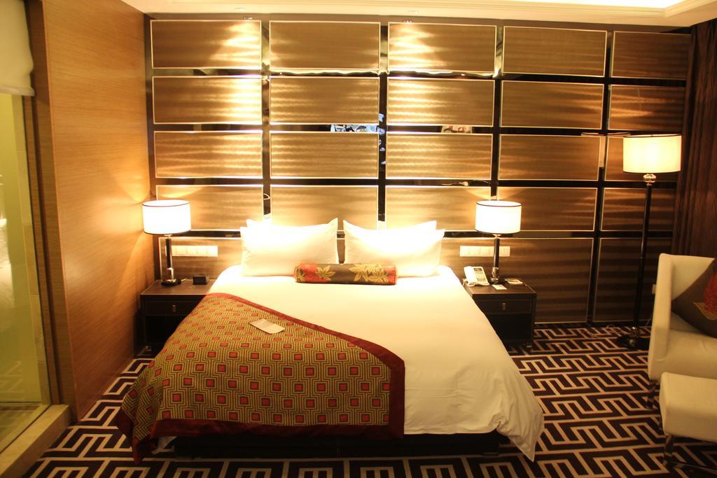 Brigh Radiance Hotel Янтай Екстериор снимка