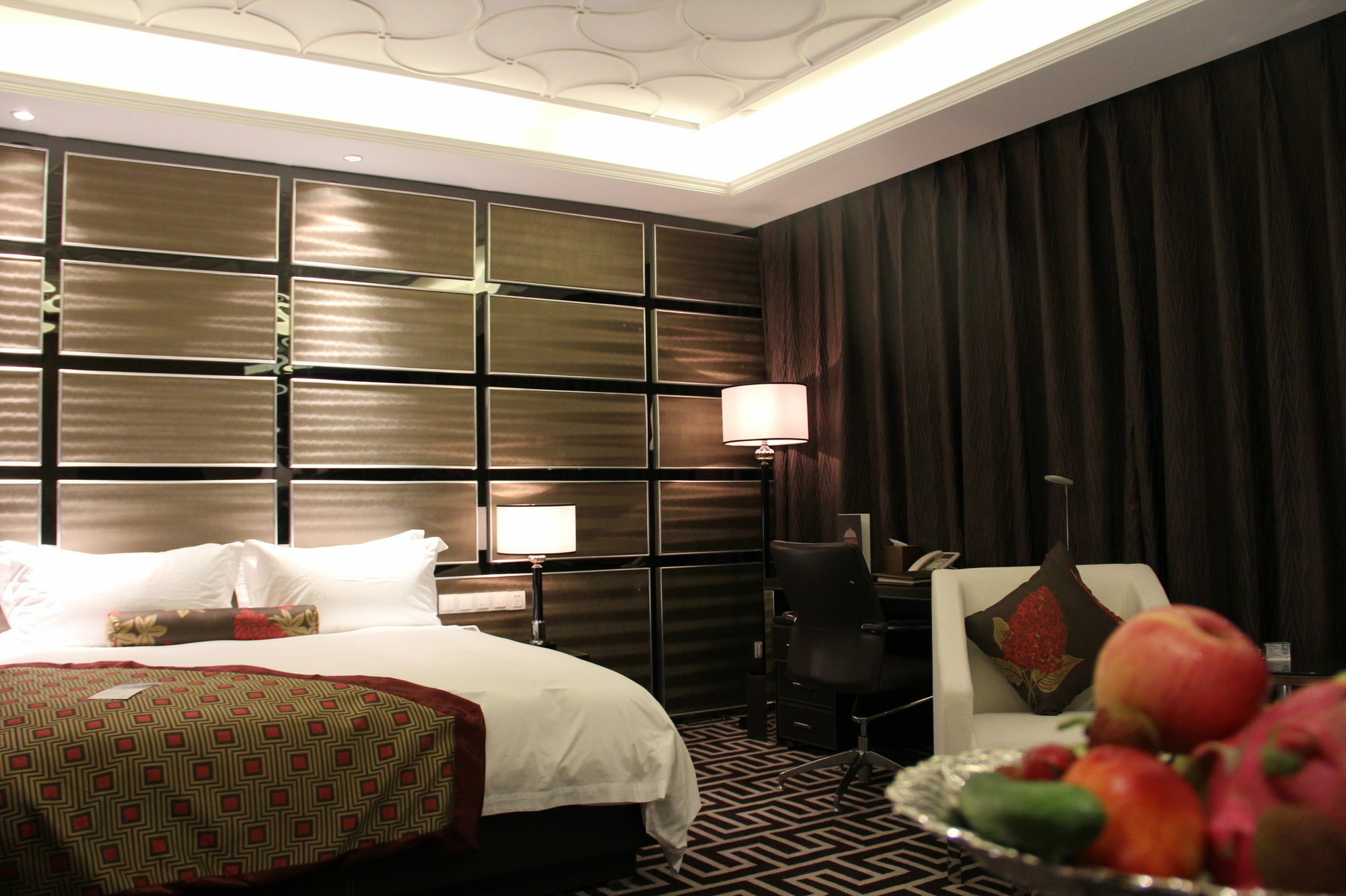 Brigh Radiance Hotel Янтай Екстериор снимка