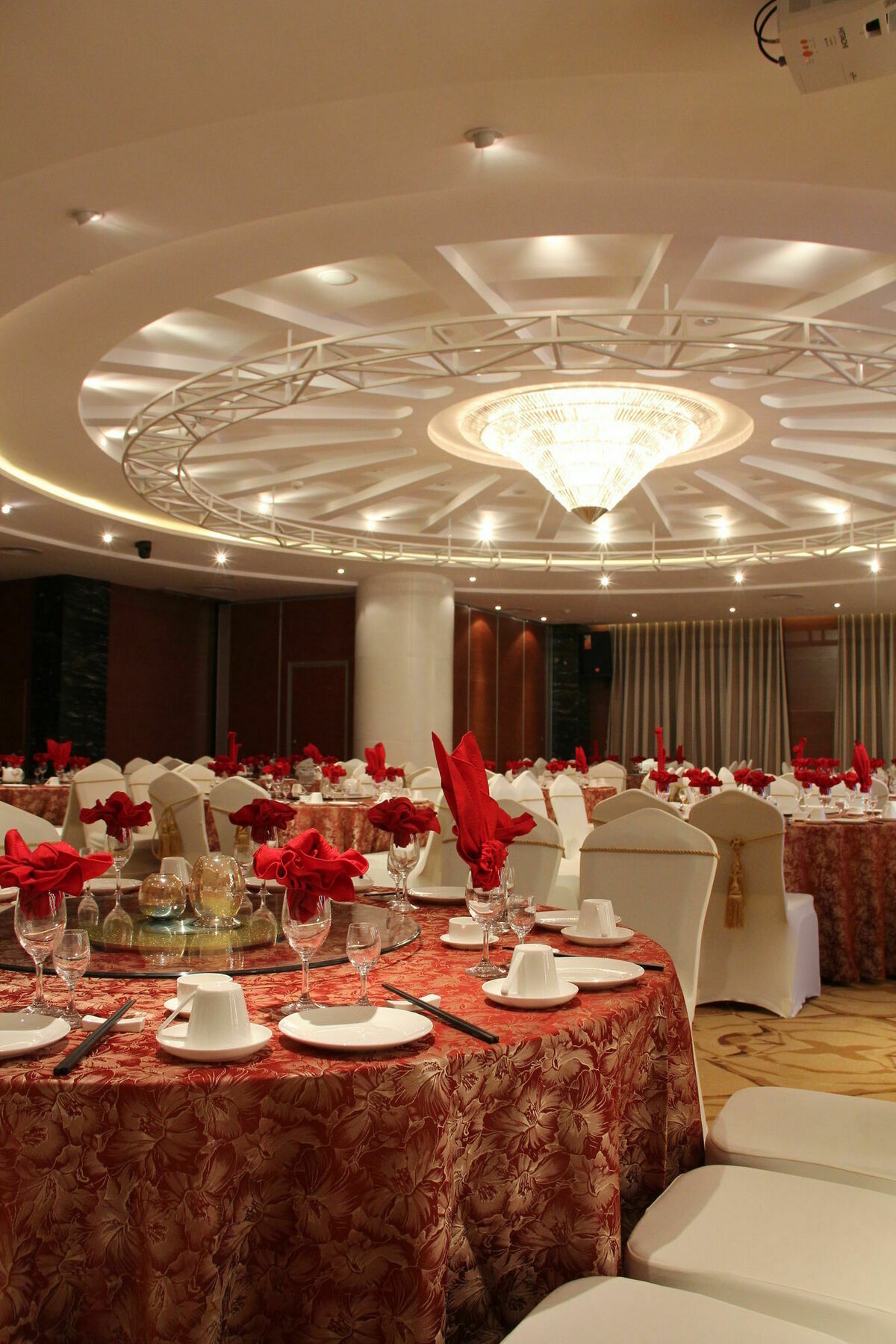 Brigh Radiance Hotel Янтай Екстериор снимка